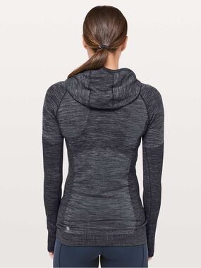Lululemon /// Women’s Swiftly Wool 1/2 Zip Hoodie - Nocturnal Teal / White